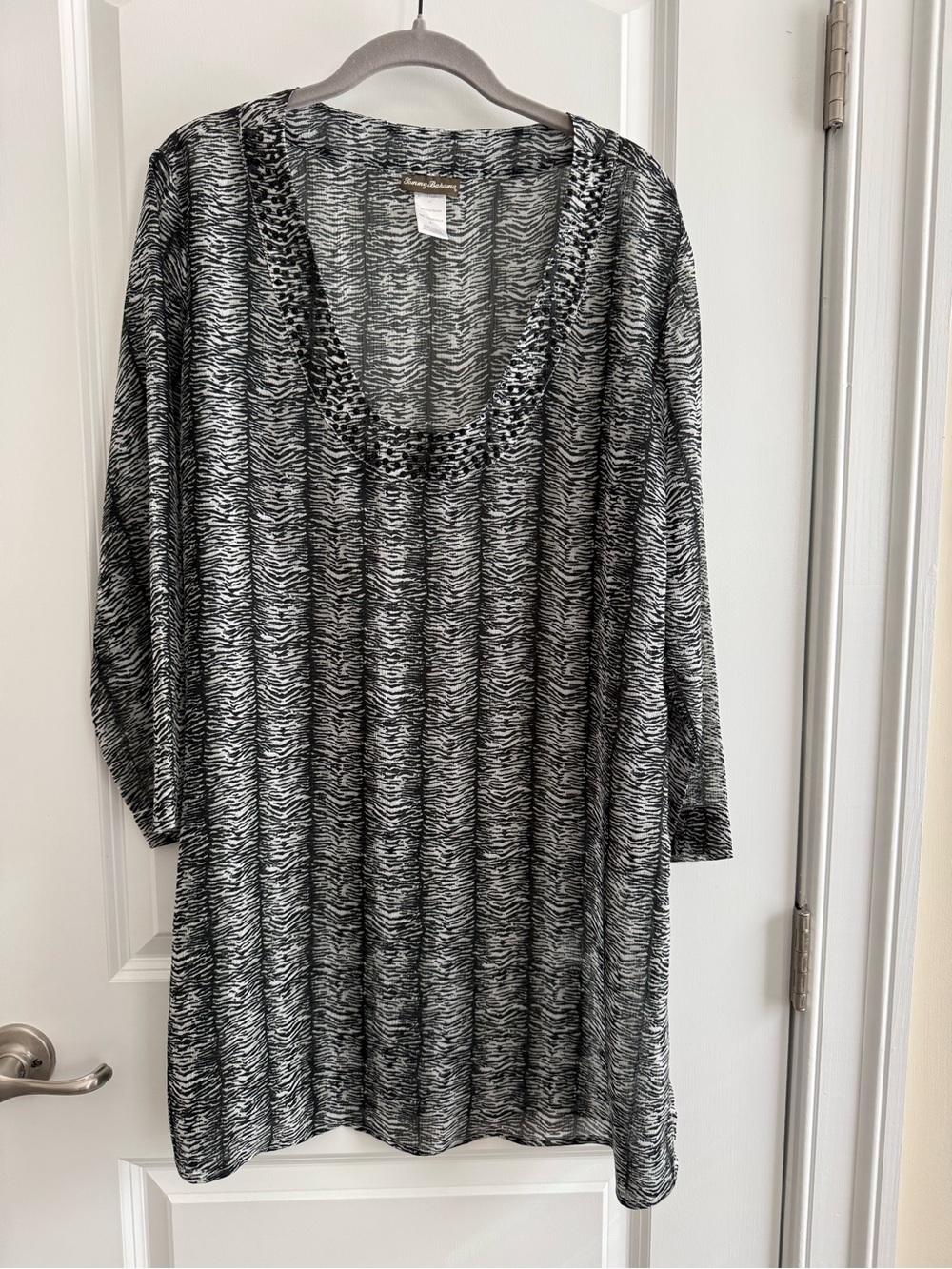 Tommy Bahama Black and White Long Sleeve Patterned Coverup